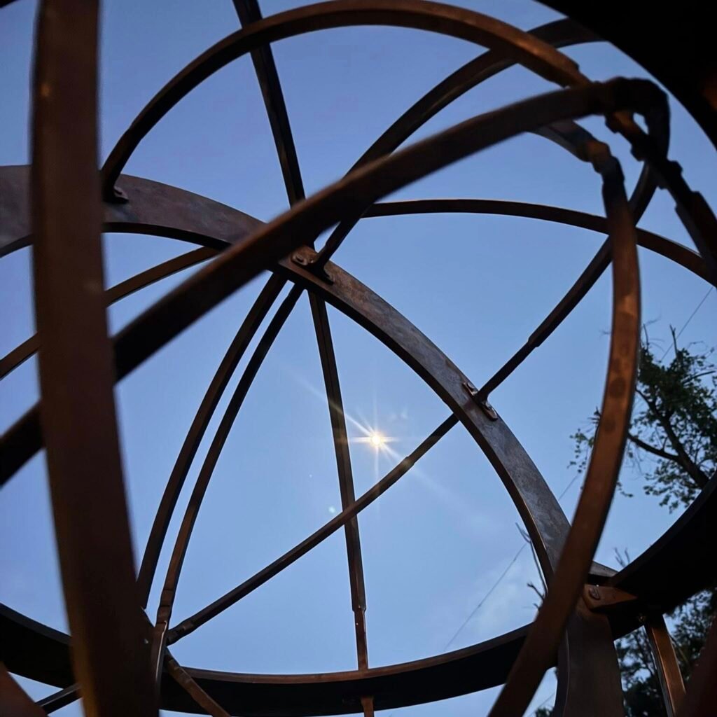 Revelator Sculpture in SoKno by wilson Browning